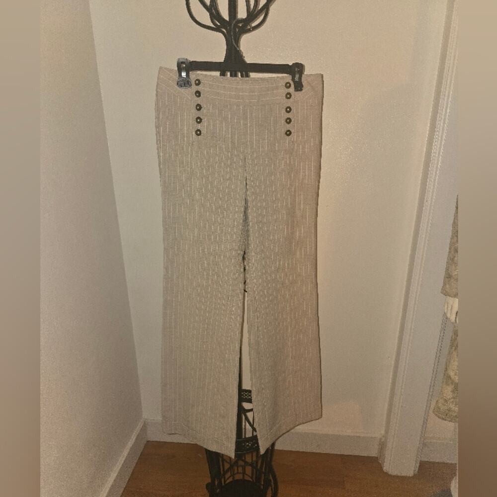 Express Design Studio Chic Tan Striped Pants with Button Detail Sz 6 EUC